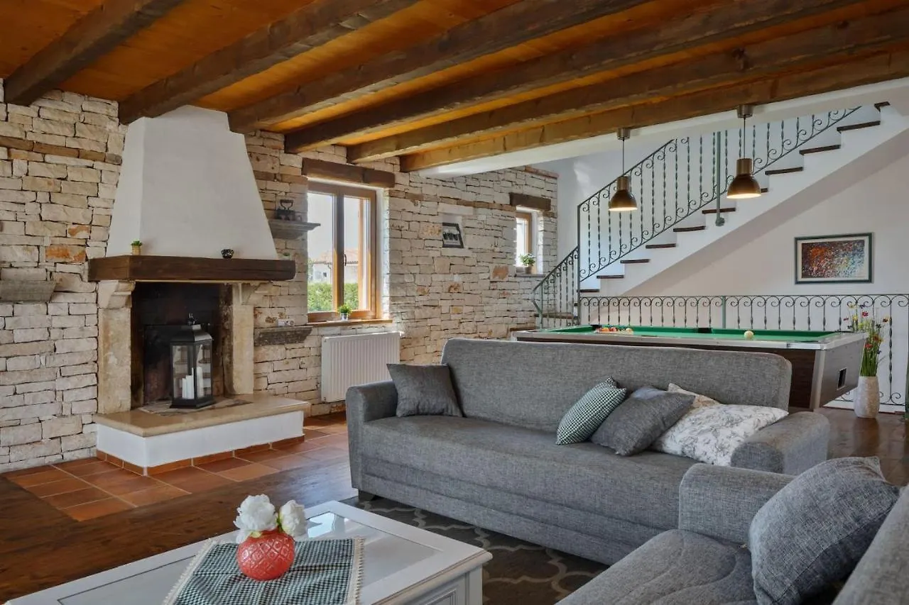 Rustic Villa Marijanin Vrt With Pool In Tinjan Croatia